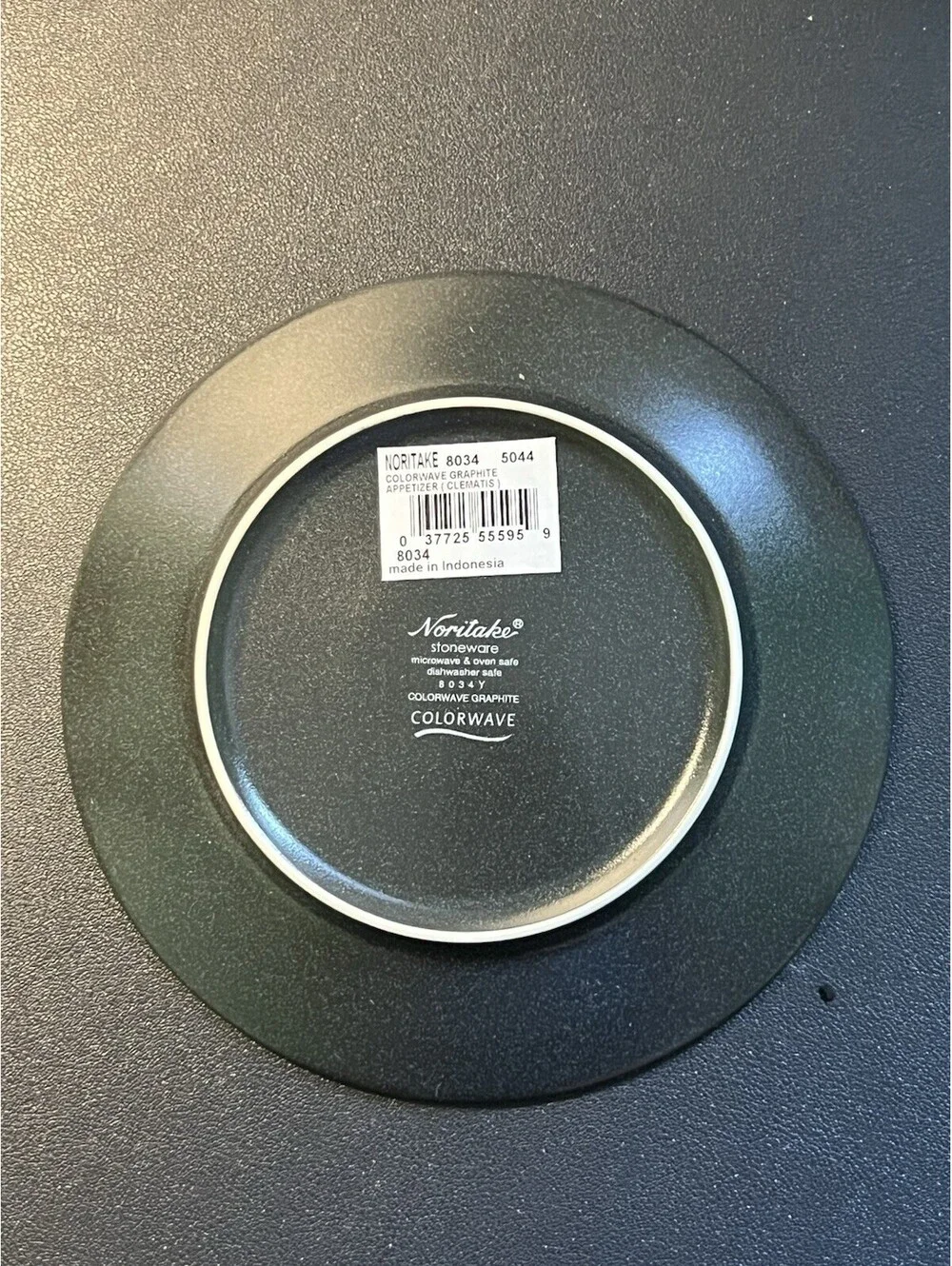 NIB Noritake Colorwave Graphite Appetizer Plates, Set Of 4, 6.25